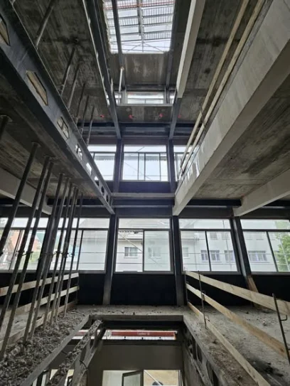 Bei Grossprojekten bin ich immer wieder auf der Baustelle.